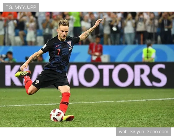 安切洛蒂高位逼抢如何更有效压制对手后防线？